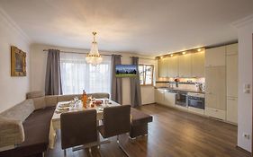 Golden Gapa Central Diamant Apartment 4